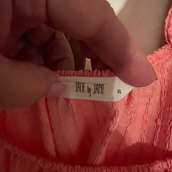 Coral Sleeveless Top - Picture 3 of 3